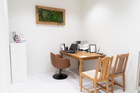 オラクル美容皮膚科 内装